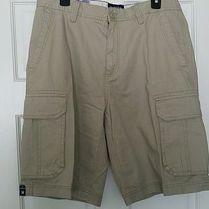 ST. JOHN'S BAY cargo shorts